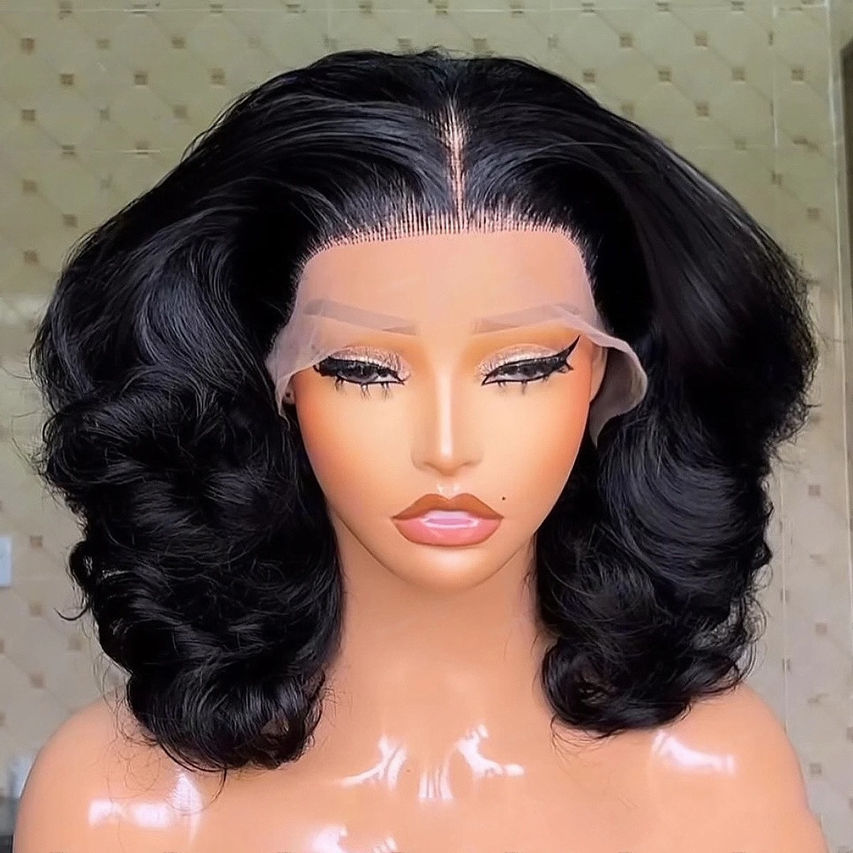 Siyah Peruk Kısa Bob Dalgalı D - Pre Parted 13X4 Lace Front Bob Wig incelemesi ve fiyatı